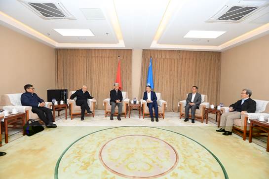https://news.jlu.edu.cn/__local/0/B0/7E/59816F6AE6AE9CAC77D09BEAAB5_D0C2C7F4_60800.jpg https://news.jlu.edu.cn/__local/0/B0/7E/59816F6AE6AE9CAC77D09BEAAB5_D0C2C7F4_60800.jpg